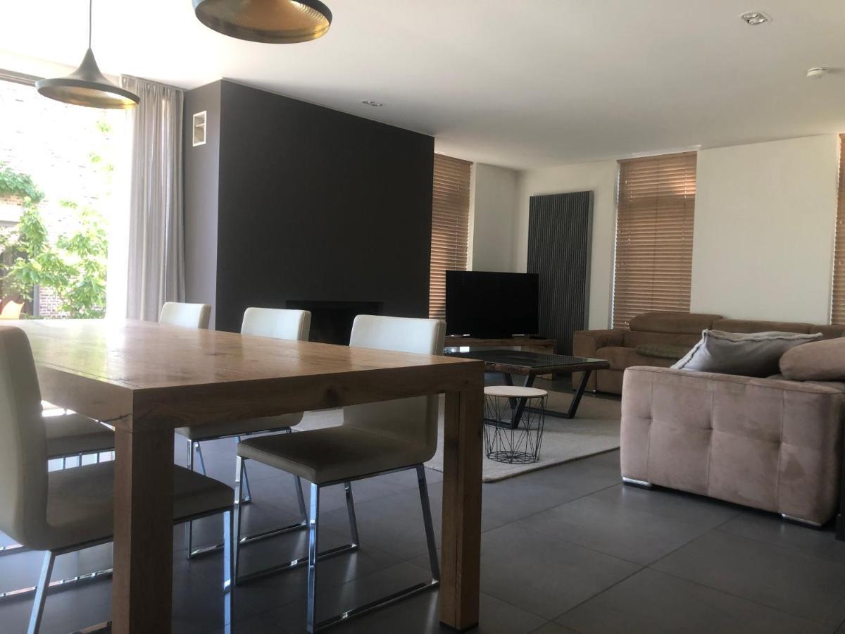 Landelijke Villa Met Zwembad En Gezellige Openhaard Zemst Bagian luar foto